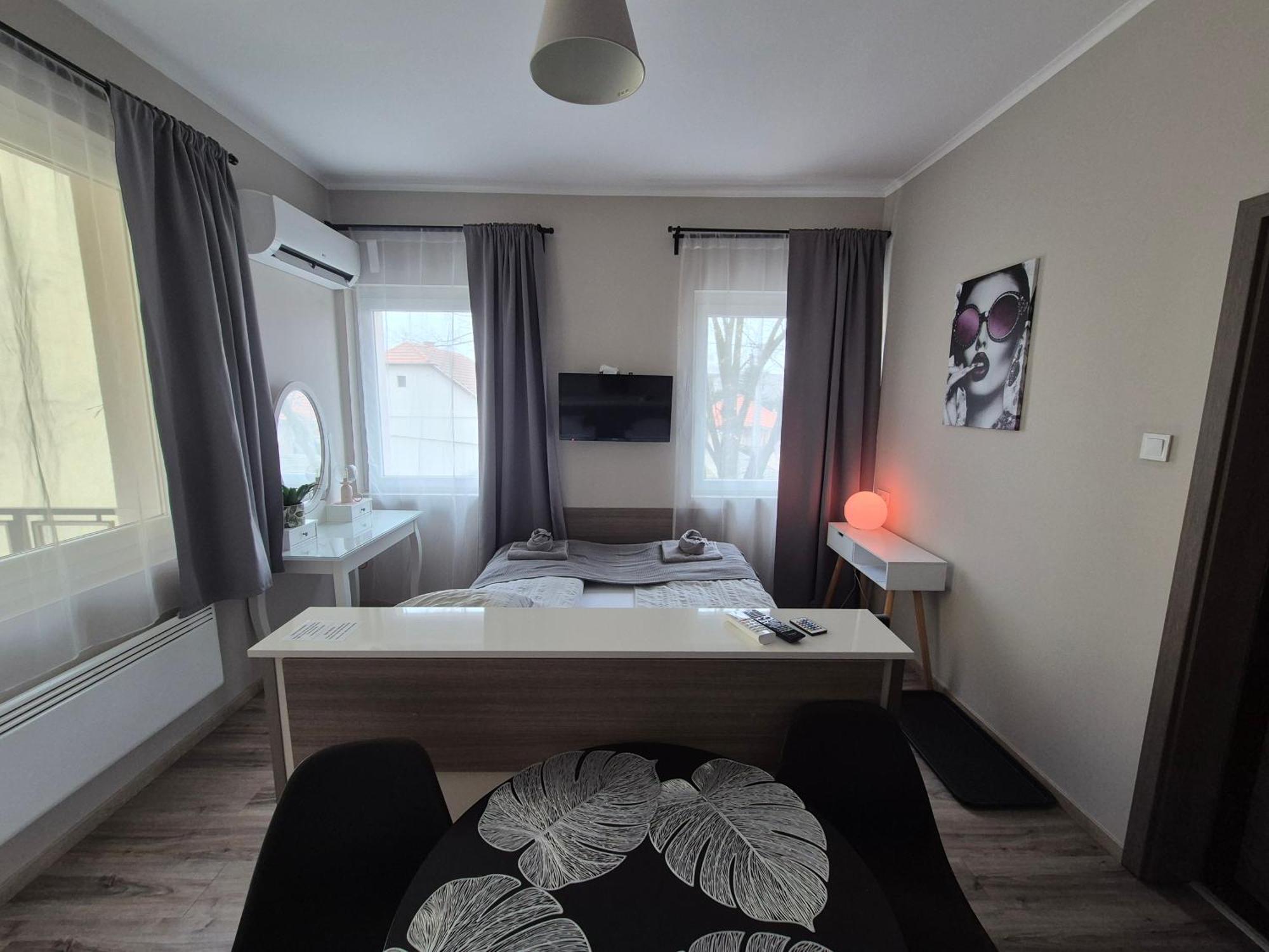 Marusius Apartmanház Makó Exterior foto